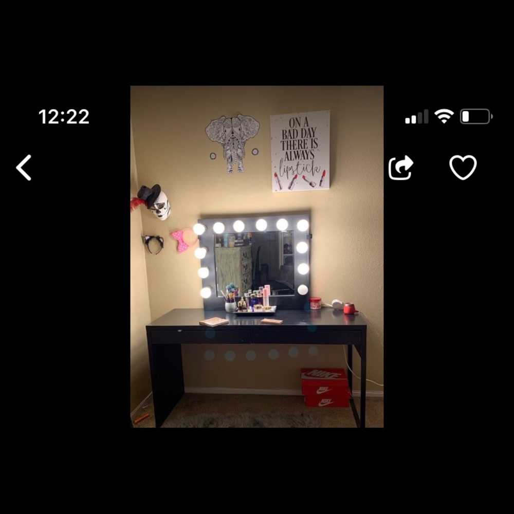Vanity Mirror & table